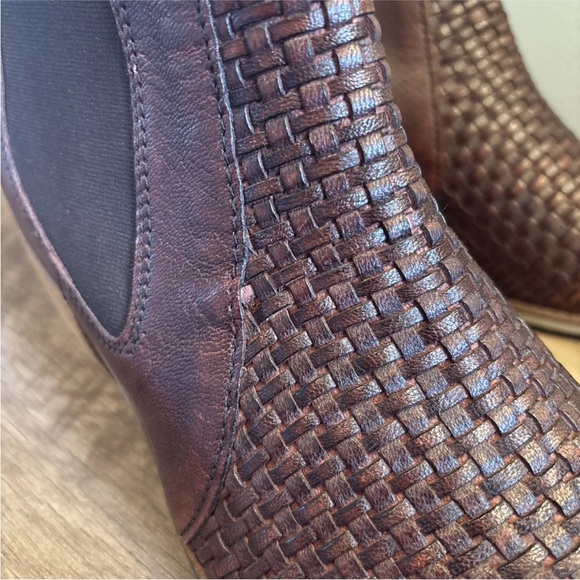 JOURNEE COLLECTION Womens Brown Skyller Almond Block Heel Leather Booties 10 - Picture 11 of 14